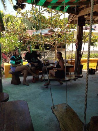 Flipflop Pharmacy Thailand